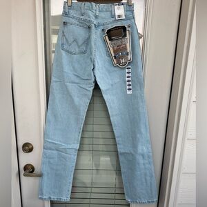 Wrangler Cowboy Cut Slim Fit Women’s Jeans in Light Blue Denim